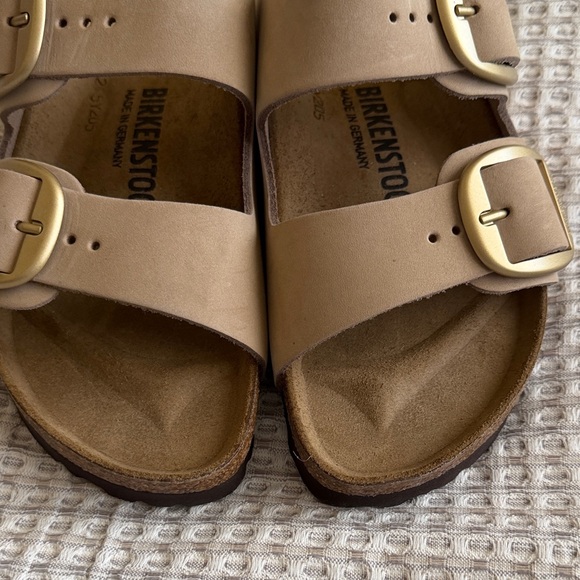 Birkenstock Beige Sandals with Brass Buckles - Picture 5 of 7